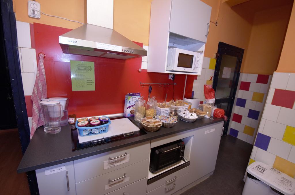 Hostel Hemingway Pamplona Ngoại thất bức ảnh