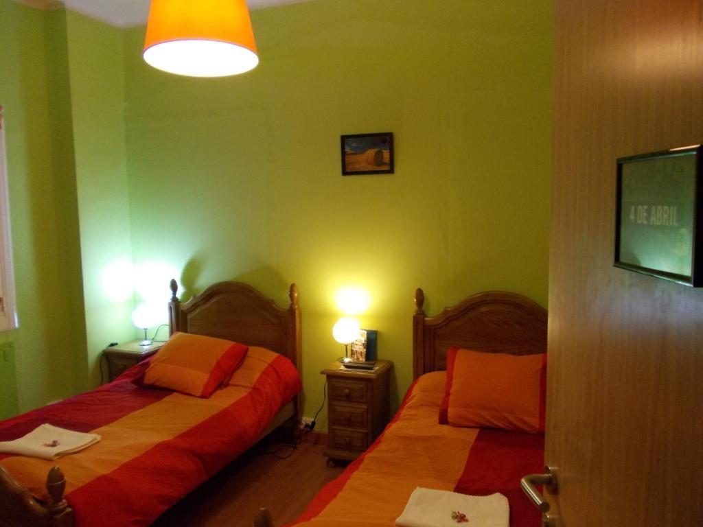 Hostel Hemingway Pamplona Phòng bức ảnh